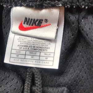 Size medium Nike basketball shorts in new condition